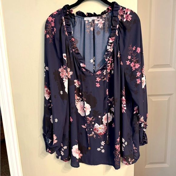 Estelle Floral Blouse Navy 1X - Picture 1 of 6